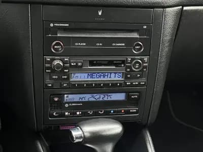 Vendo Volkswagen Golf 2002 - 5900 EUR, 257000 km - AUTO.MOTO.pt