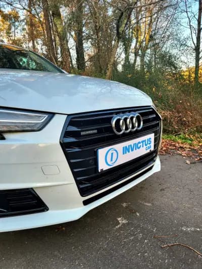 Vendo Audi A4 Avant 2017 - 22990 EUR, 183300 km - AUTO.MOTO.pt