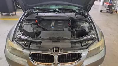 Vendo BMW 320 2010 - 12890 EUR, 157813 km - AUTO.MOTO.pt