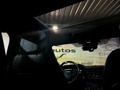 Sell Land Rover Range Rover Velar 2019 - 52900 EUR, 116101 km - AUTO.MOTO.pt