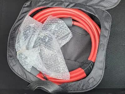 Sell Peugeot e-208 2021 - 17700 EUR, 22007 km - AUTO.MOTO.pt