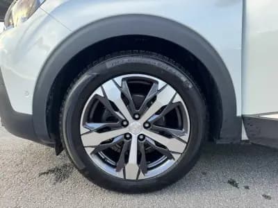Vendo Peugeot 3008 2016 - 18990 EUR, 149800 km - AUTO.MOTO.pt