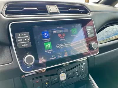 Sell Nissan Leaf 2022 - 24280 EUR, 11090 km - AUTO.MOTO.pt