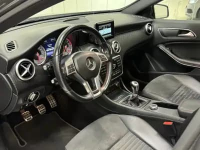 Vendo Mercedes-Benz A 180 2014 - 16990 EUR, 134000 km - AUTO.MOTO.pt