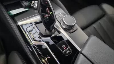 Vendo BMW 520 2020 - 36900 EUR, 140347 km - AUTO.MOTO.pt