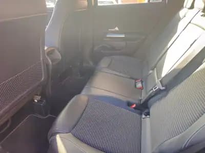 Vendo Mercedes-Benz GLA 200 2020 - 31990 EUR, 157000 km - AUTO.MOTO.pt