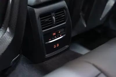 Vendo BMW M3 2023 - 109950 EUR, 38000 km - AUTO.MOTO.pt