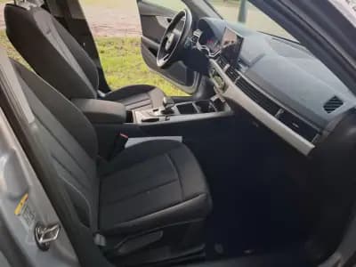 Vendo Audi A4 Avant 2023 - 35900 EUR, 56500 km - AUTO.MOTO.pt