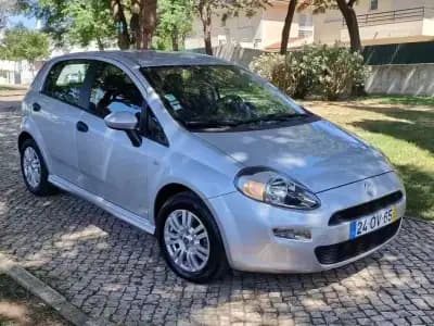 Sell Fiat Punto 2014 - 6990 EUR, 73125 km - AUTO.MOTO.pt