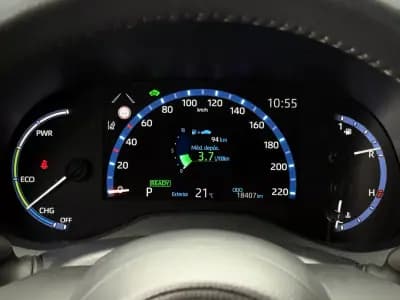 Sell Toyota Yaris Cross 2023 - 26750 EUR, 18000 km - AUTO.MOTO.pt