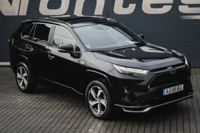 Vendo Toyota RAV4 2022 - 44880 EUR, 71000 km - AUTO.MOTO.pt