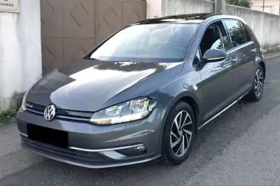 Vendo Volkswagen Golf 2018 - 17990 EUR, 118115 km - AUTO.MOTO.pt