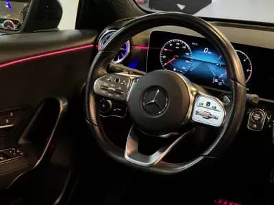Sell Mercedes-Benz A 180 2017 - 25990 EUR, 160000 km - AUTO.MOTO.pt