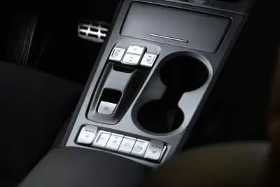 Sell Hyundai Kauai 2021 - 21800 EUR, 47318 km - AUTO.MOTO.pt