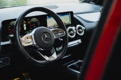 Sell Mercedes-Benz GLA 250 2022 - 35000 EUR, 107230 km - AUTO.MOTO.pt