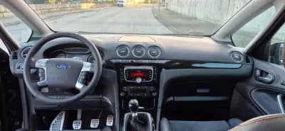 Vendo Ford S-Max 2010 - 13750 EUR, 245000 km - AUTO.MOTO.pt