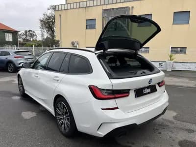 Vendo BMW 320 2021 - 25950 EUR, 229000 km - AUTO.MOTO.pt