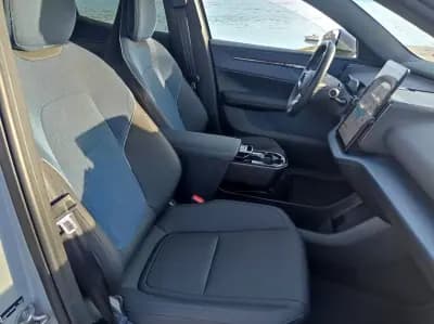 Sell Volvo EX30 2024 - 32900 EUR, 23500 km - AUTO.MOTO.pt