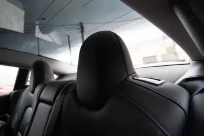 Vendo Tesla Model 3 2023 - 31999 EUR, 67000 km - AUTO.MOTO.pt