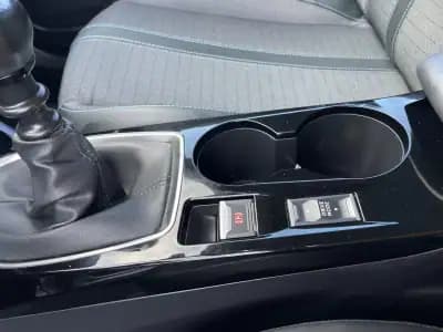 Sell Peugeot 2008 2021 - 16850 EUR, 43376 km - AUTO.MOTO.pt