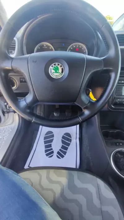 Vendo Skoda Fabia Break 2008 - 5788 EUR, 203987 km - AUTO.MOTO.pt