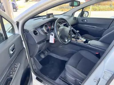 Sell Peugeot 3008 2014 - 10450 EUR, 225190 km - AUTO.MOTO.pt