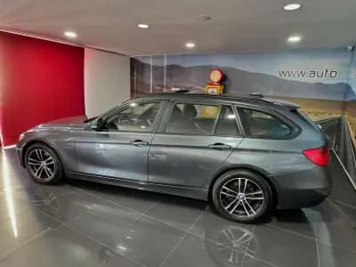 Vendo BMW 318 2013 - 14500 EUR, 225000 km - AUTO.MOTO.pt