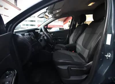 Sell Renault Captur 2015 - 12990 EUR, 130000 km - AUTO.MOTO.pt