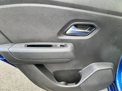 Vendo Dacia Sandero 2024 - 12480 EUR, 92000 km - AUTO.MOTO.pt