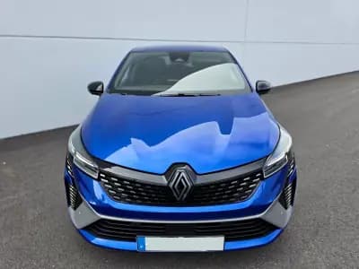 Sell Renault Clio 2024 - 21900 EUR, 57020 km - AUTO.MOTO.pt