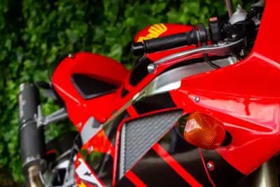 Vendo mota Honda VTR 2002 - 9900 EUR, 65000 km - AUTO.MOTO.pt