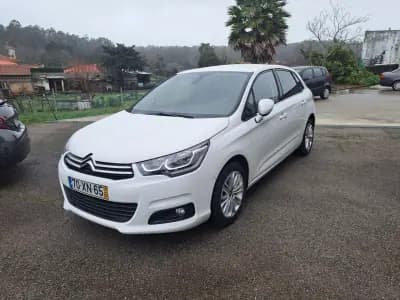 Sell Citroën C4 2016 - 7490 EUR, 232353 km - AUTO.MOTO.pt