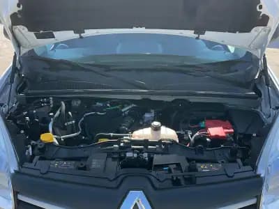 Sell Renault Kangoo 2021 - 13900 EUR, 151000 km - AUTO.MOTO.pt