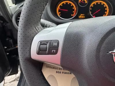 Vendo Opel Corsa 2013 - 7750 EUR, 122000 km - AUTO.MOTO.pt