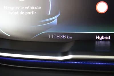 Vendo Peugeot 3008 2021 - 22990 EUR, 110993 km - AUTO.MOTO.pt