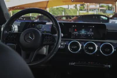 Sell Mercedes-Benz A 180 2019 - 23780 EUR, 91680 km - AUTO.MOTO.pt