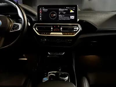 Vendo BMW iX3 2023 - 49990 EUR, 43700 km - AUTO.MOTO.pt