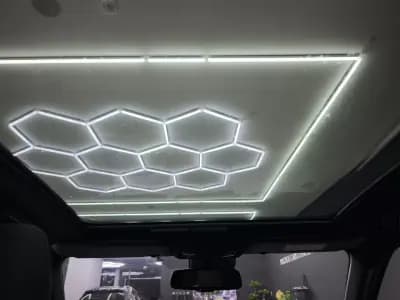 Sell Toyota Yaris Cross 2021 - 29950 EUR, 86189 km - AUTO.MOTO.pt