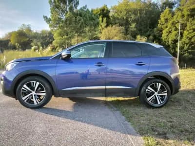 Vendo Peugeot 3008 2018 - 15992 EUR, 65181 km - AUTO.MOTO.pt