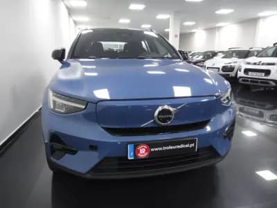 Vendo Volvo XC 40 2022 - 26990 EUR, 111000 km - AUTO.MOTO.pt