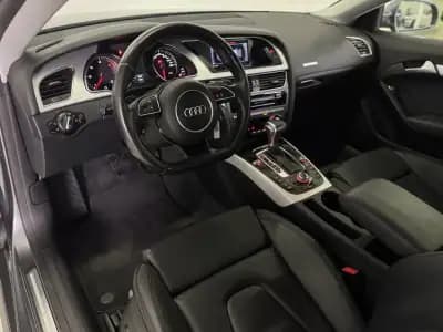 Vendo Audi A5 2015 - 21990 EUR, 59192 km - AUTO.MOTO.pt