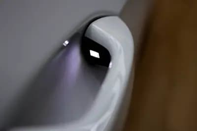 Vendo Volkswagen Golf 2021 - 34970 EUR, 88000 km - AUTO.MOTO.pt