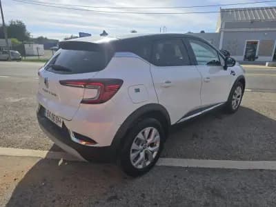 Vendo Renault Captur 2022 - 16950 EUR, 85537 km - AUTO.MOTO.pt