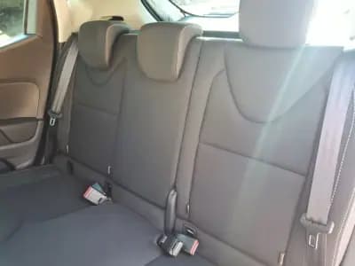 Vendo Renault Clio 2019 - 13250 EUR, 142000 km - AUTO.MOTO.pt