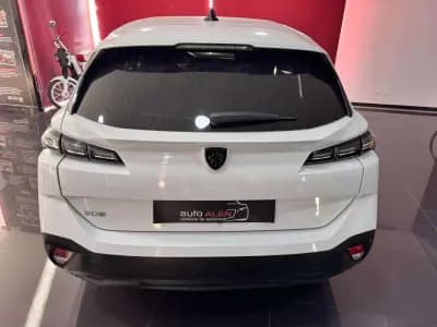 Vendo Peugeot 308 SW 2022 - 18500 EUR, 159500 km - AUTO.MOTO.pt