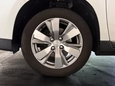 Sell Peugeot 2008 2015 - 10750 EUR, 70045 km - AUTO.MOTO.pt