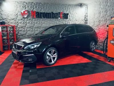 Vendo Peugeot 308 2020 - 23990 EUR, 32813 km - AUTO.MOTO.pt