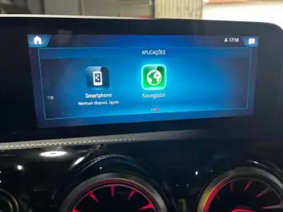 Vendo Mercedes-Benz CLA 200 2020 - 35500 EUR, 41690 km - AUTO.MOTO.pt