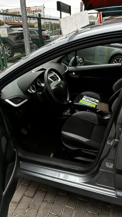 Vendo Peugeot 207 2008 - 6450 EUR, 124301 km - AUTO.MOTO.pt