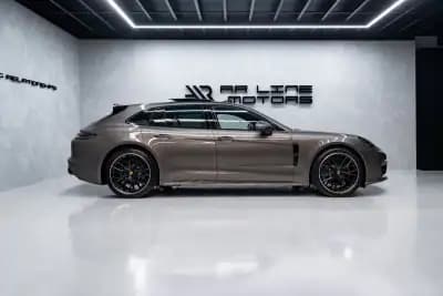 Sell Porsche Panamera Sport Turismo 2018 - 69950 EUR, 133000 km - AUTO.MOTO.pt
